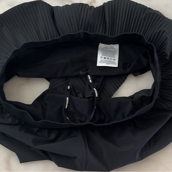 Nike AeroSwift Running racing Womens Shorts - Picture 3 of 7